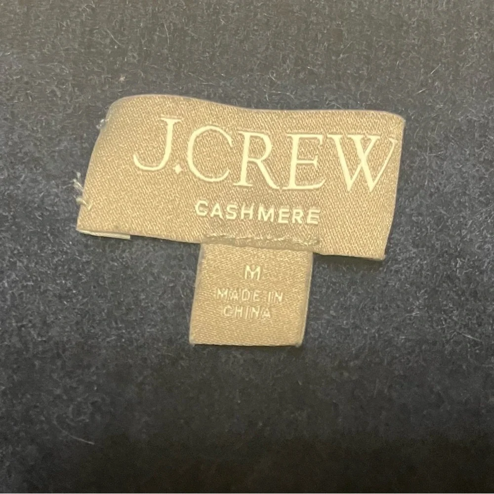 J.Crew $118 100% Cashmere knit sweater-vest, Navy, Sz Medium - Picture 3 of 5